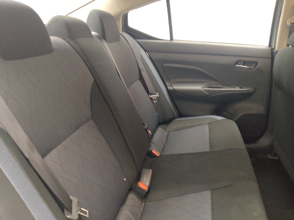 Used 2025 Nissan Versa SV FWD image 19