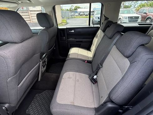 Used 2010 Ford Flex SE FWD image 20