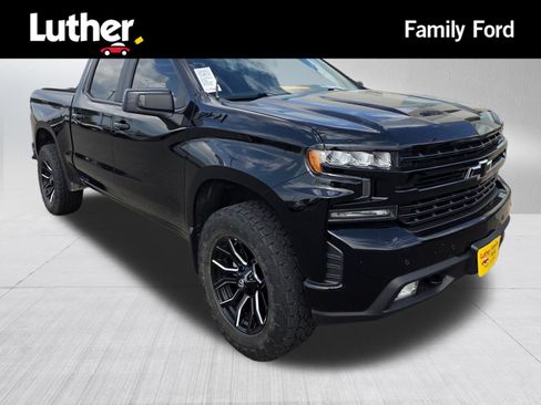 Used 2020 Chevrolet Silverado 1500 RST AWD/4WD image 1