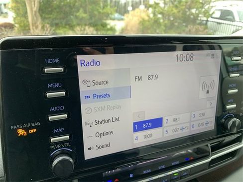 Used 2024 Toyota Sienna LE image 24