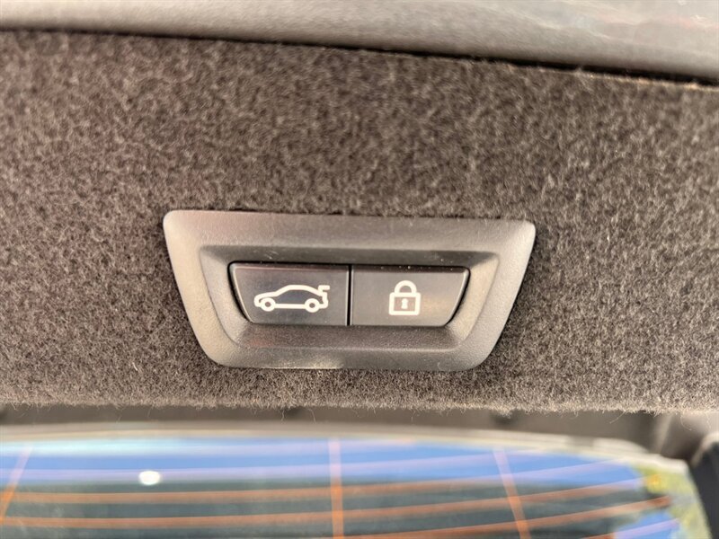 Used 2016 BMW 750i xDrive AWD/4WD image 26