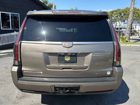 Used 2015 Cadillac Escalade ESV Luxury RWD image 7