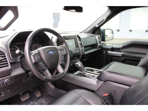 Used 2018 Ford F150 XLT w/ Equipment Group 302A Luxury AWD/4WD image 9