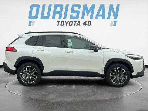 New 2026 Toyota Corolla Cross XLE image 7