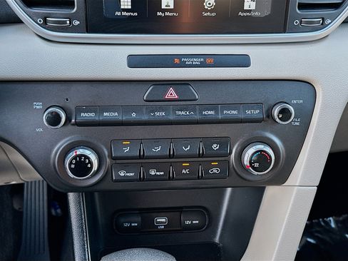Used 2021 Kia Sportage S FWD image 16