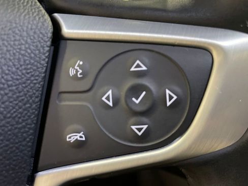 Used 2018 GMC Terrain SLE image 29