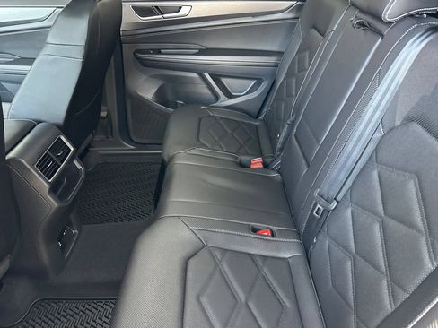 New 2026 Volkswagen Atlas Cross Sport SE AWD/4WD image 10