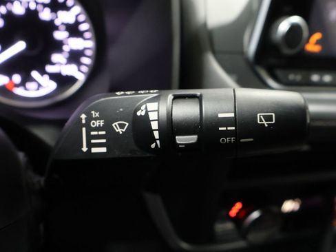 Used 2023 Nissan Rogue SV w/ SV Premium B Package image 40