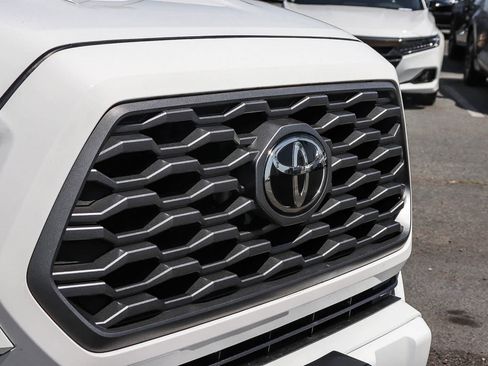 Used 2023 Toyota Tacoma TRD Sport AWD/4WD image 6