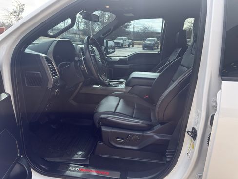 Used 2019 Ford F150 Raptor w/ Equipment Group 802A Luxury image 11