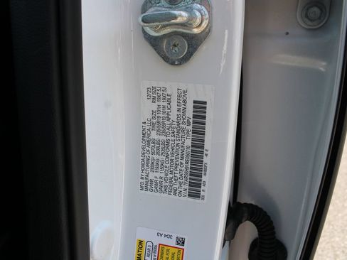 Used 2024 Honda CR-V Sport Touring image 37