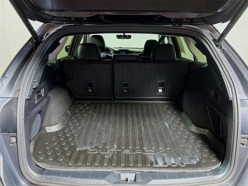 Used 2020 Subaru Outback Limited w/ Popular Package #2 image 23