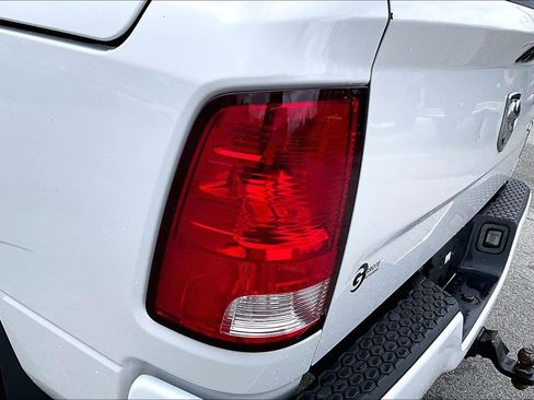 Used 2015 RAM 1500 Express AWD/4WD image 32