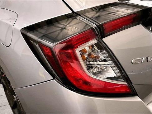 Used 2018 Honda Civic Sport Touring image 29