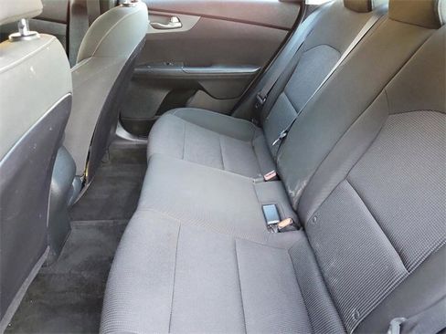 Used 2020 Kia Forte LXS image 14