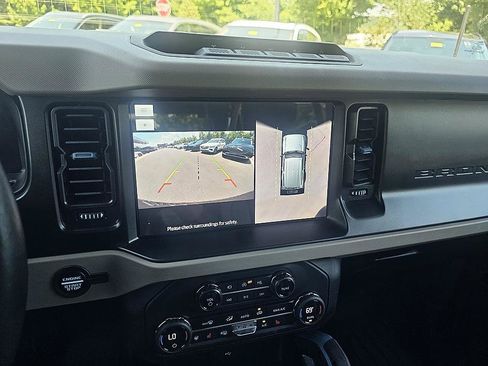 Used 2023 Ford Bronco Wildtrak AWD/4WD image 24