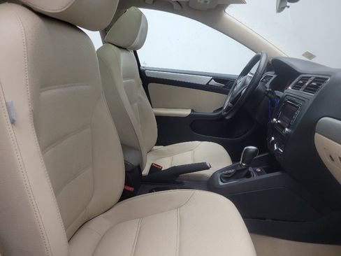 Used 2014 Volkswagen Jetta SE FWD image 21