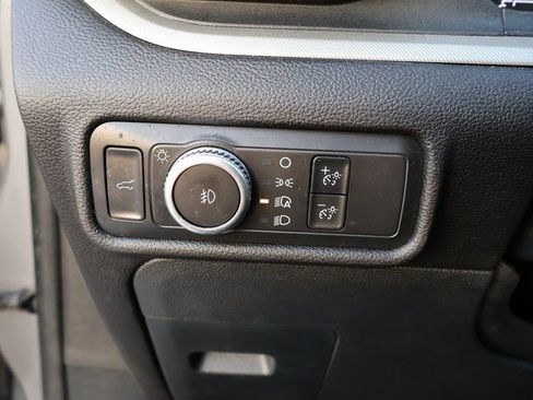 Used 2022 Ford Explorer XLT w/ Equipment Group 202A image 40