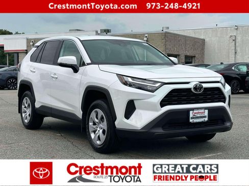 Certified 2025 Toyota RAV4 LE AWD/4WD image 2