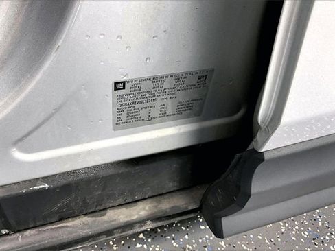 Used 2018 Chevrolet Equinox LS image 18