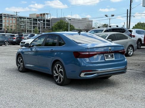 Used 2025 Volkswagen Jetta SEL image 5