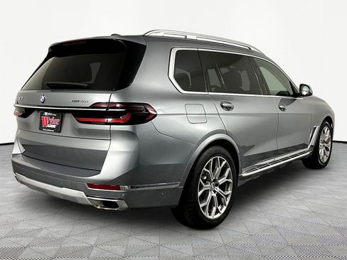 Used 2024 BMW X7 xDrive40i AWD/4WD image 15