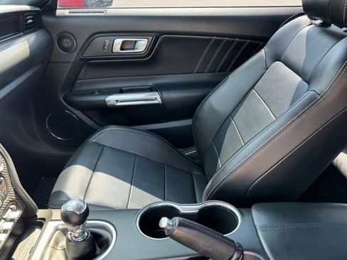 Used 2018 Ford Mustang GT Premium w/ GT Performance Package RWD image 11