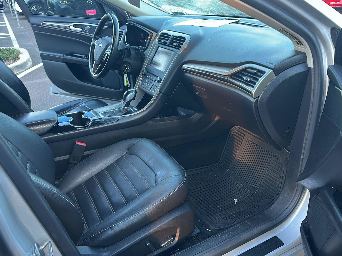 Used 2016 Ford Fusion SE w/ Equipment Group 202A AWD/4WD image 11