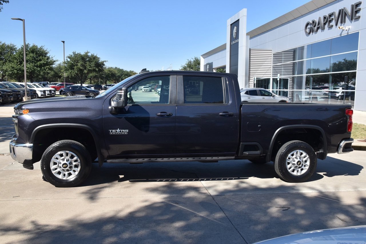 Used 2024 Chevrolet Silverado 2500 LT w/ Texas Edition RWD image 12