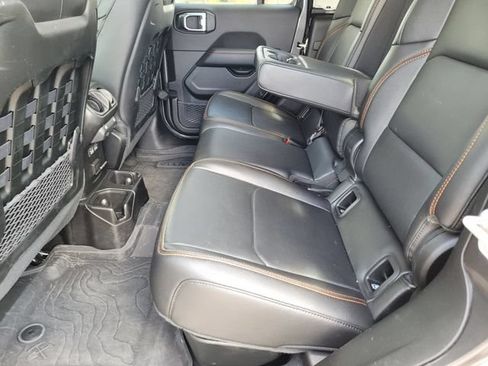 Used 2023 Jeep Gladiator Mojave AWD/4WD image 26