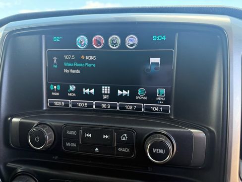 Used 2016 Chevrolet Silverado 2500 LT AWD/4WD image 18