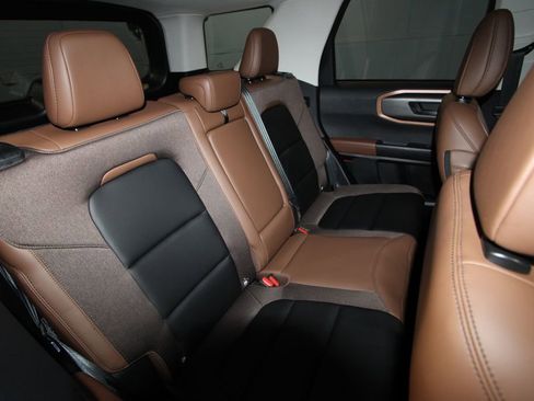 Used 2025 Ford Bronco Sport Outer Banks w/ Outer Banks Tech Package+ image 24