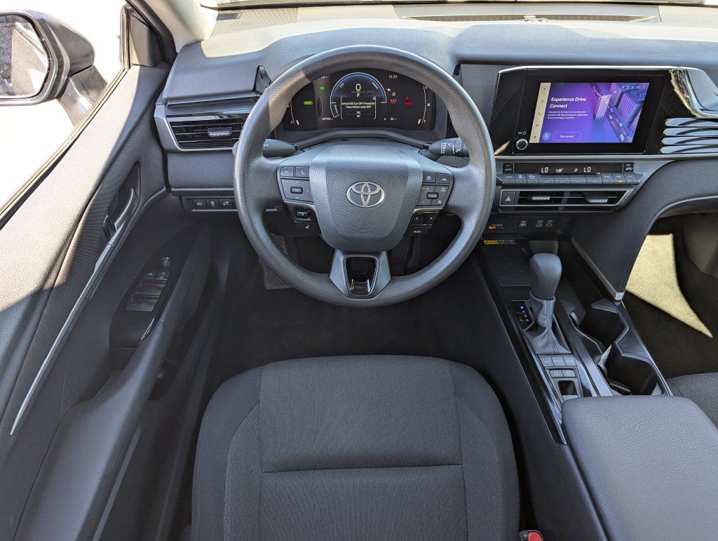 Used 2025 Toyota Camry LE FWD image 26