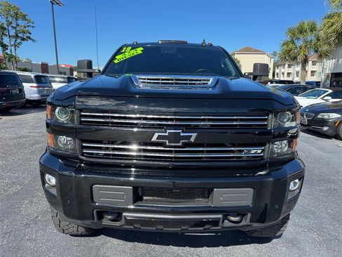 Used 2019 Chevrolet Silverado 2500 LTZ w/ Duramax Plus Package AWD/4WD image 3