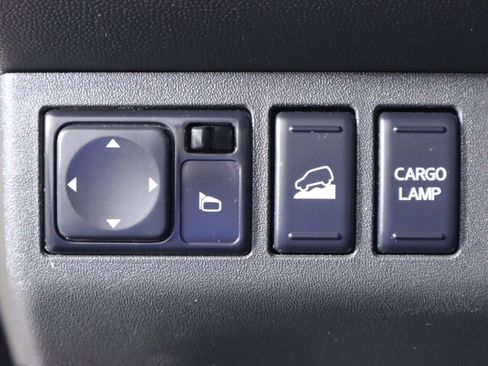 Used 2019 Nissan Frontier PRO-4X AWD/4WD image 10