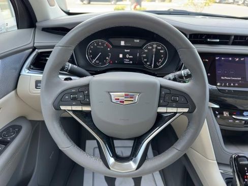 Certified 2023 Cadillac XT6 Premium Luxury image 74