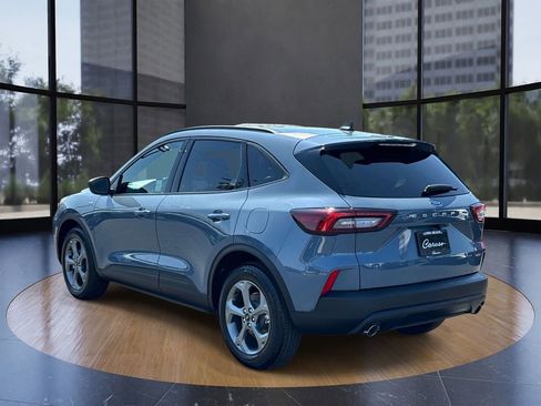 Used 2025 Ford Escape ST-Line w/ Equipment Group 301A image 4