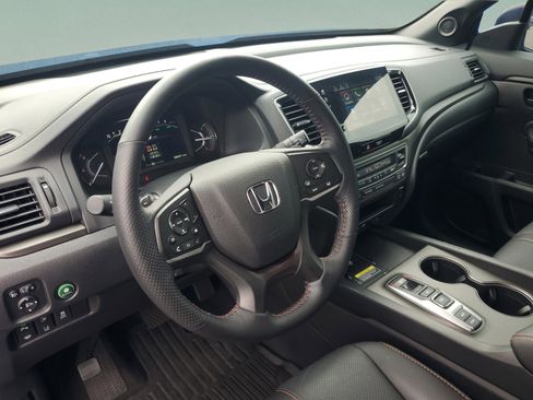 Certified 2024 Honda Passport TrailSport image 13