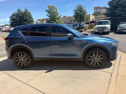 Used 2018 MAZDA CX-5 Touring w/ Preferred Equipment Package FWD image 5