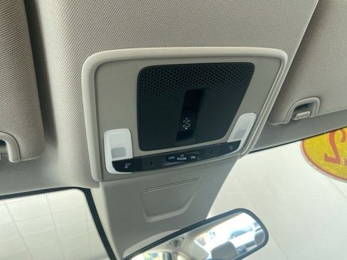 Used 2022 Honda Civic EX image 18