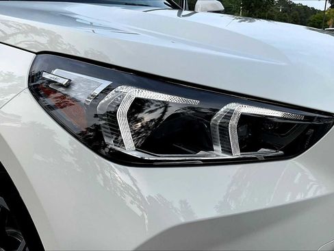 New 2025 BMW X1 xDrive28i w/ Technology Package image 13