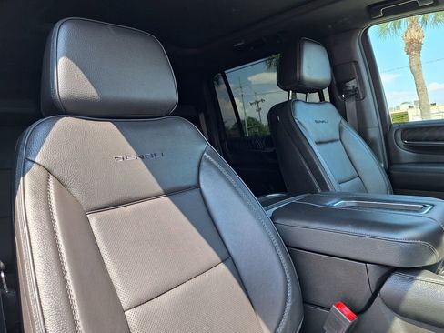 Used 2023 GMC Yukon XL Denali w/ LPO, Floor Liner Package image 32
