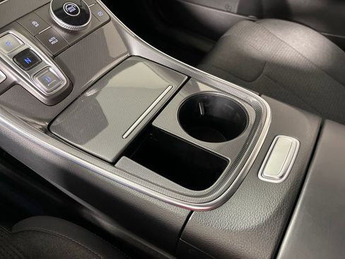 Used 2023 Hyundai Santa Fe SE image 32