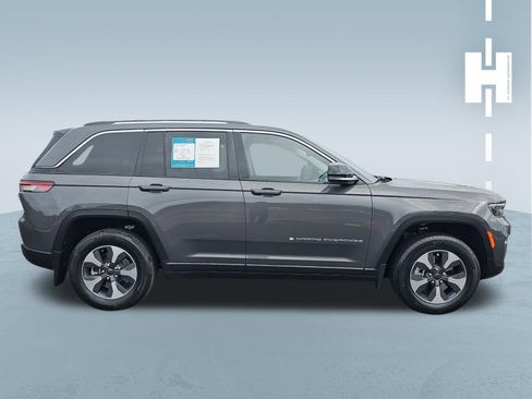 Used 2022 Jeep Grand Cherokee Limited 4xe w/ MOPAR Finishing Package image 2