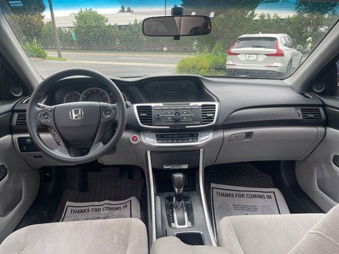 Used 2013 Honda Accord EX image 18