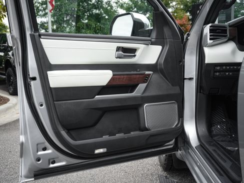 Used 2024 Toyota Sequoia Capstone AWD/4WD image 14