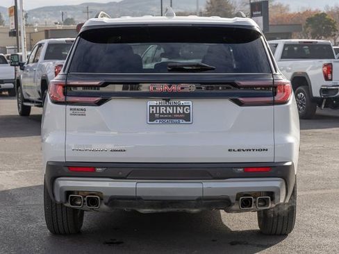 Used 2025 GMC Acadia Elevation image 4