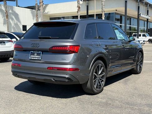 Used 2023 Audi Q7 3.0T Prestige AWD/4WD image 8