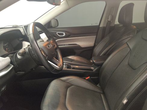 Used 2022 Jeep Compass Latitude AWD/4WD image 17