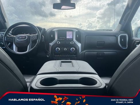 Used 2021 GMC Sierra 1500 SLT w/ SLT Premium Plus Package AWD/4WD image 15